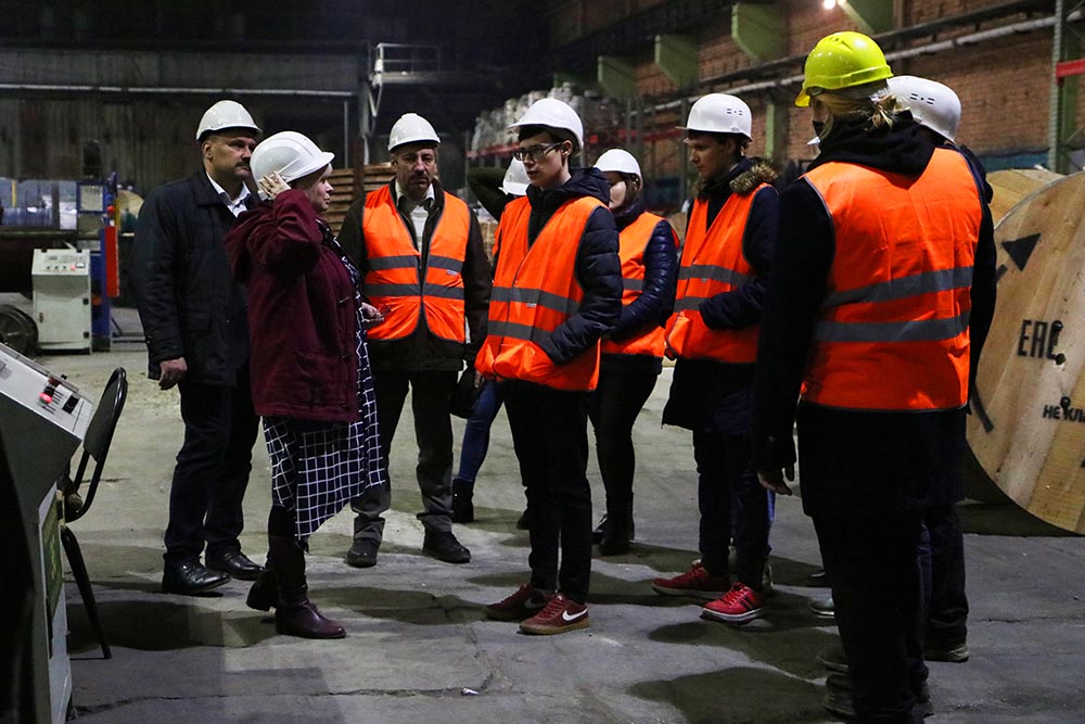 КЗ "ЭКСПЕРТ-КАБЕЛЬ" готовит кадры